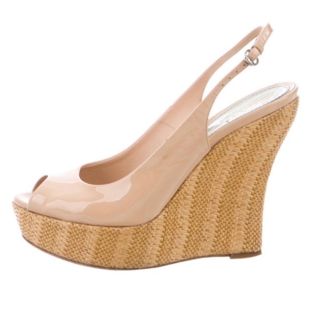 PRISTINE GUCCI RAFFIA WEDGE